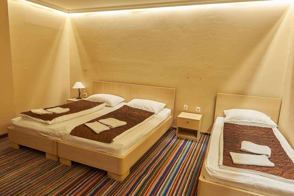 Etn Hotel SJJ Zimmer foto